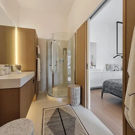 Luxury Omuntu-design-apartment Deluxe